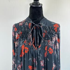 Free People Pebble Crepe So Fine Smoked Tunic, Floral print Sz XS, Oversized